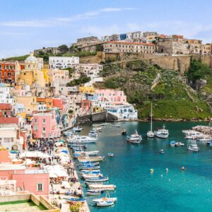 Una settimana a Procida: il tempo lento di un’isola che ti entra nel cuore